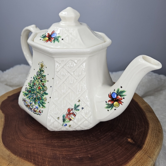 Sadler England Christmas Eve Vintage Teapot - Picture 6 of 16